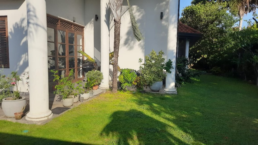 Luxury House for Sale in Battaramulla - Pelawatta-4