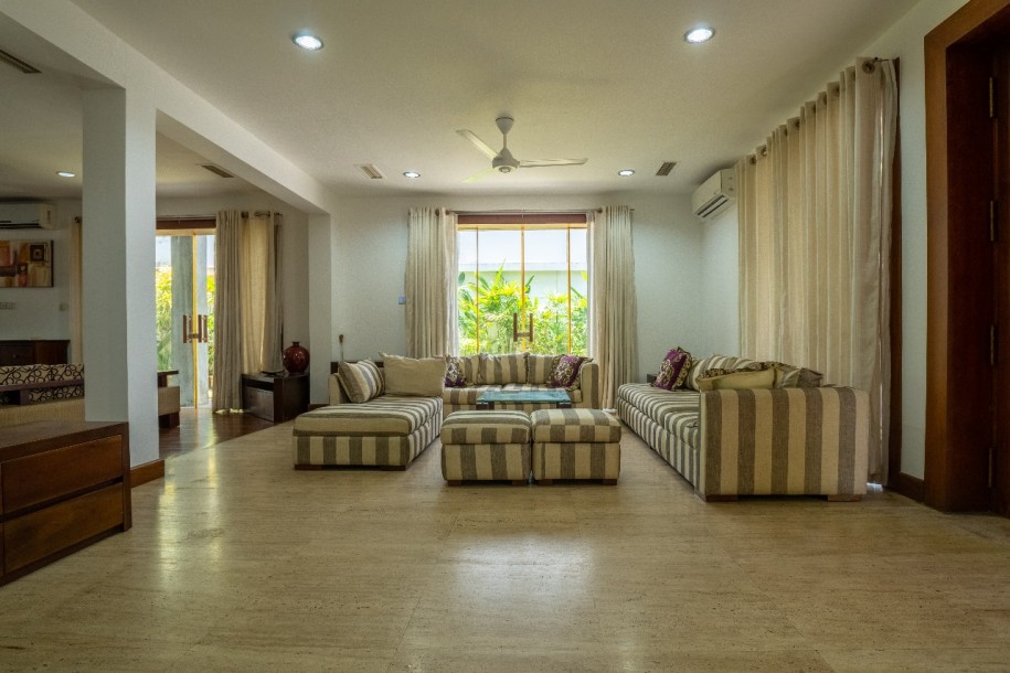 Elegant 5-Bedroom Luxury House for Rent in Colombo 07-2