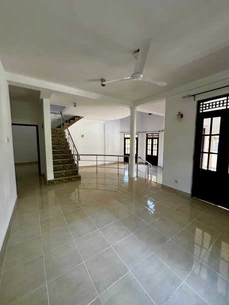 House for sale in Asiri Uyana, Mattegoda.-2