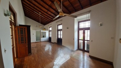 Luxury House for Sale in Boralesgamuwa