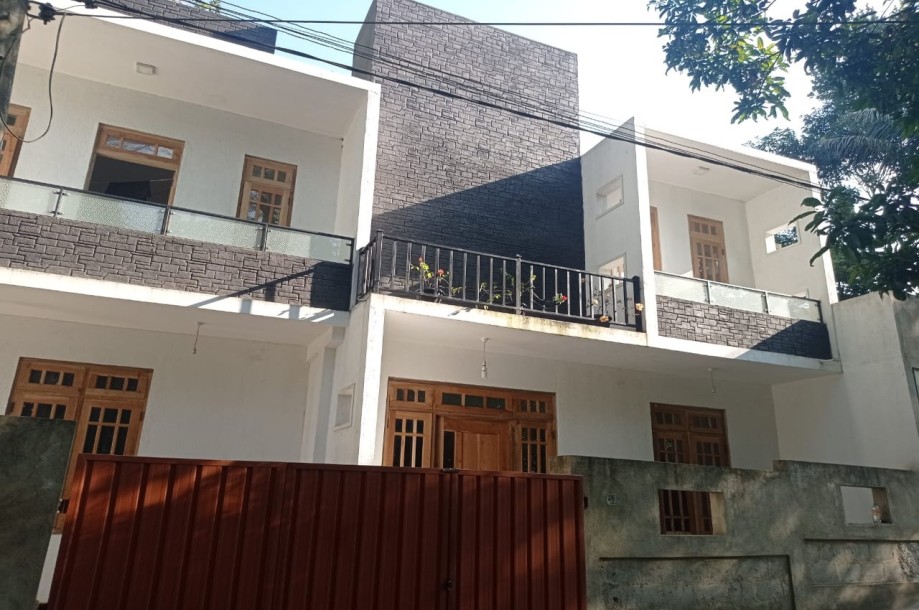 🏡 *Newly Built 2-Storey House for Sale!* 🏡-1