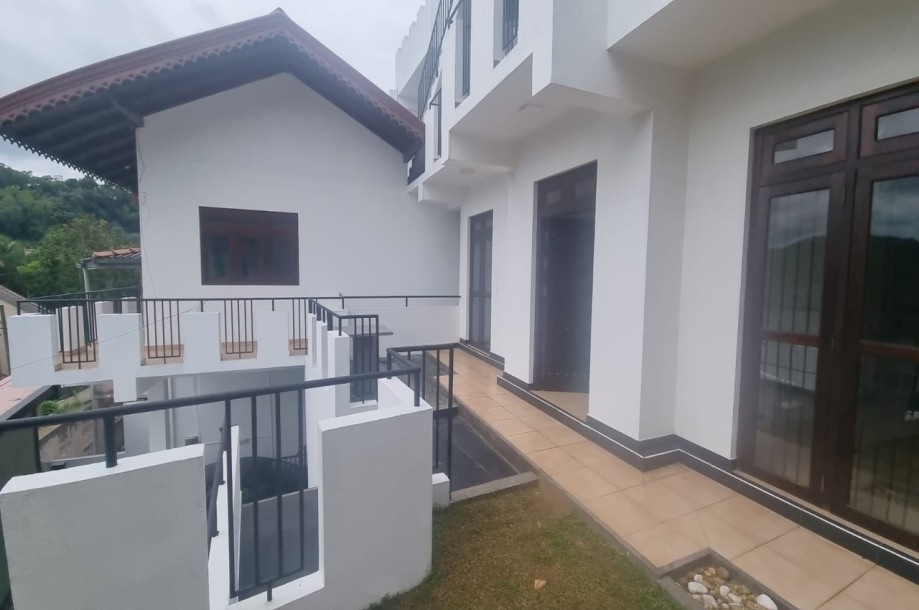 🏡 Spacious Dream Home in Kegalle - Just 1 km from Town! 🏡-2