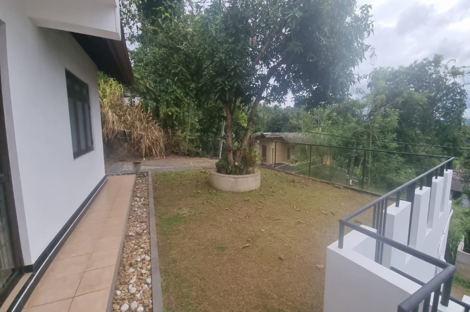 🏡 Spacious Dream Home in Kegalle - Just 1 km from Town! 🏡-15