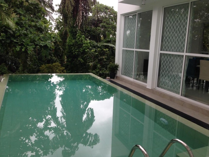 Modern Thalawathugoda House with Pool for sale-HS3560-3