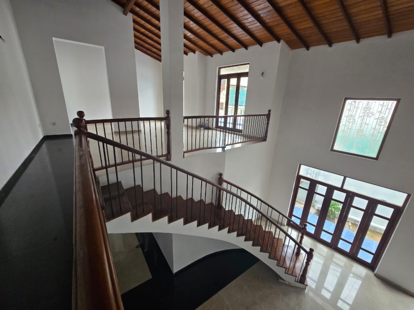 House for sale in Nawala-6