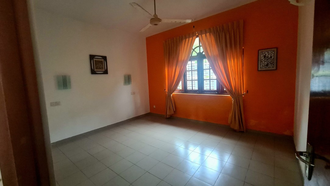 House for Sale in Galle-2