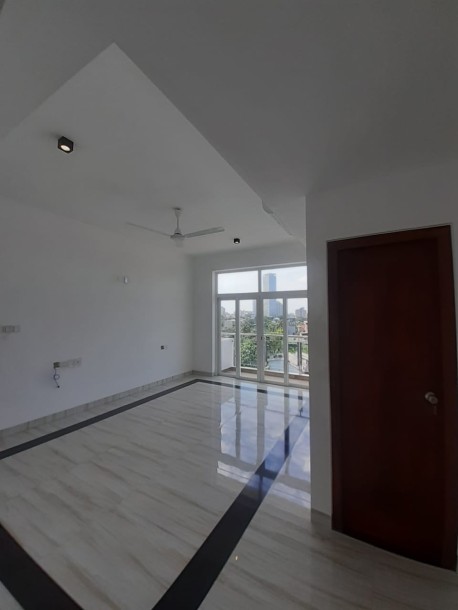 BRAND NEW LUXURY APARTMENT FOR SALE!-8