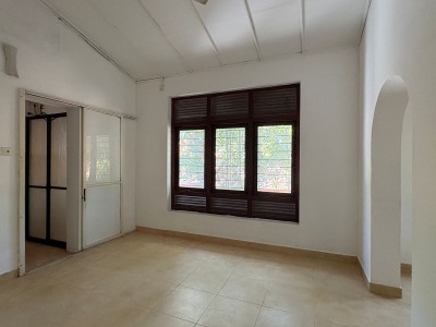 House For Sale in Colombo 4-2