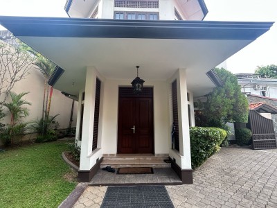 Spacious House for Sale in Colombo 07