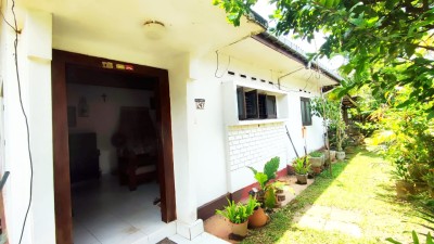 House For Sale in Borupana  Road Rathmalana