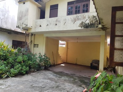 Land value House for Sale in Boralesgamuwa