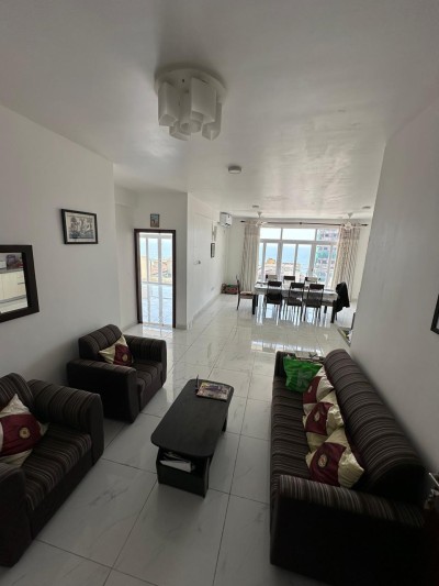 4 Bed spacious apartment in Col 4 for Sale-2