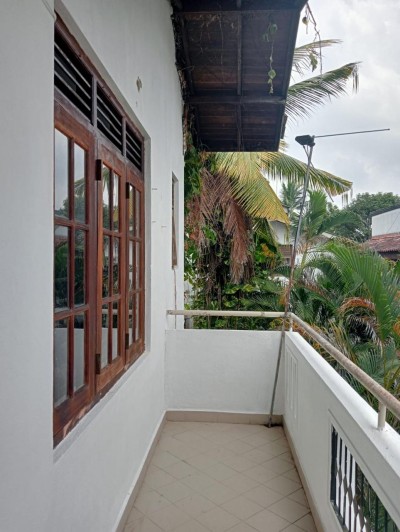 House for sale in Thalawathugoda-8