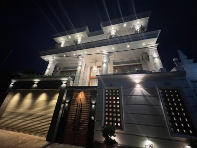 Modern Luxury House for Sale in Rajagiriya-4