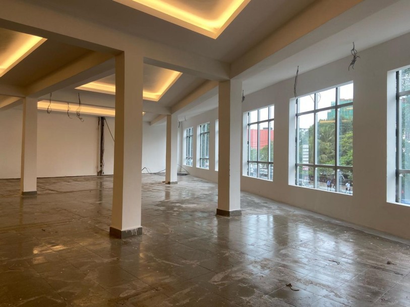 Prime Commercial Property for rent in Colombo 07.-4