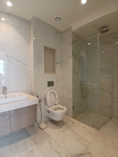 Apartment for Rent at 606 the Address-10