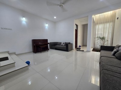 Modern 4 Bedroom House for Sale in Piliyandala | LKR 59 Million (Negotiable) 🏡☀️-2