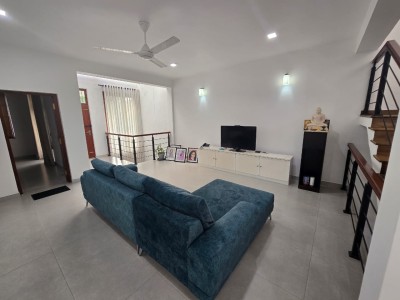 Modern 4 Bedroom House for Sale in Piliyandala | LKR 59 Million (Negotiable) 🏡☀️-3