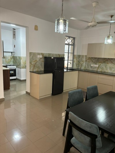 3 Bedroom Apartment for Rent in Rosmead Place, Colombo-4