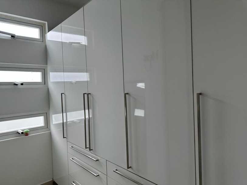Modern House for Rent and Sale in Battharamulla-8