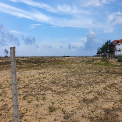 Massive Land for Sale in Arugambay-2