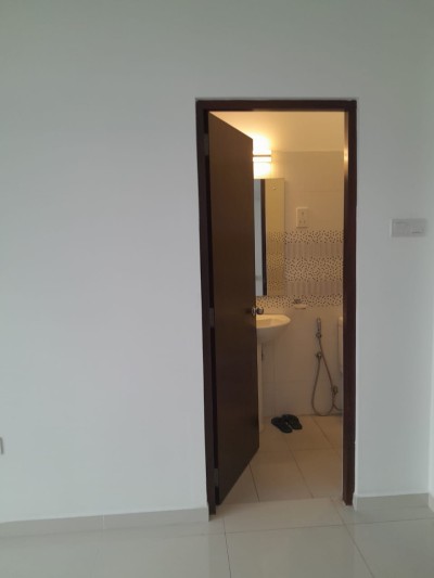 Modern 3 Bedroom Apartment for Sale in Rajagiriya | LKR 55 Million-13