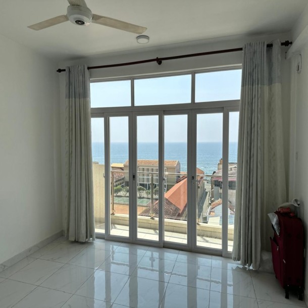 4BR Spacious Apartment in Colombo 4 for Sale-2