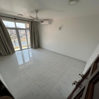 4BR Spacious Apartment in Colombo 4 for Sale-5