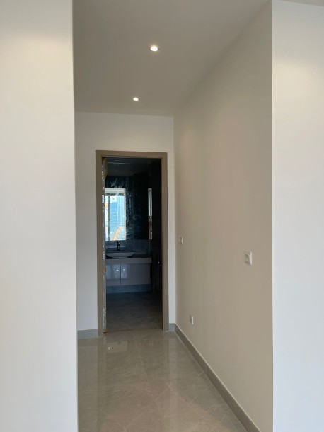 STEAL DEAL - ADDRESS 606-4