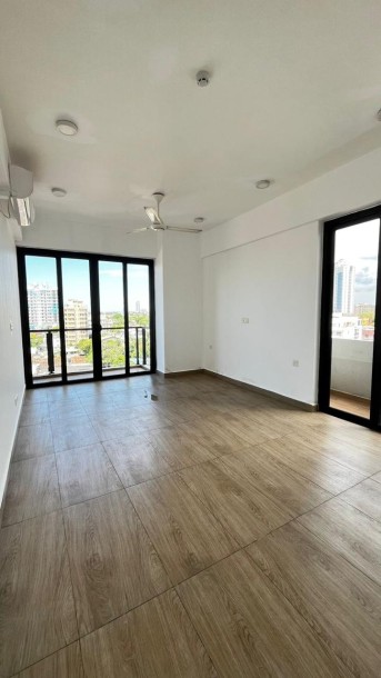 Spacious 3 Bed Apartment at Park Heights Colombo 5 for sale-1