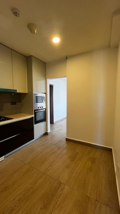 Spacious 3 Bed Apartment at Park Heights Colombo 5 for sale-3