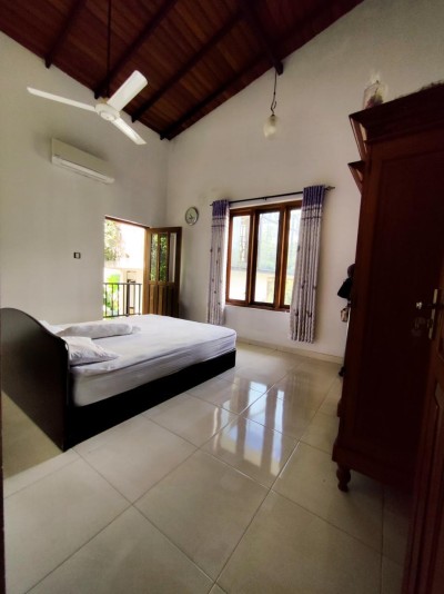 Luxury house with furniture and commercial buildings for sale in Alawwa-5