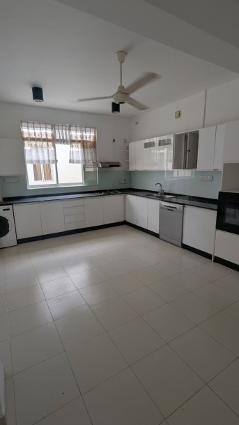 Apartment for Sale* in Sandicroft Residences Layards Road  Colombo 05-4