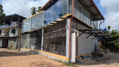 Commercial Property for Sale in Col 14-3