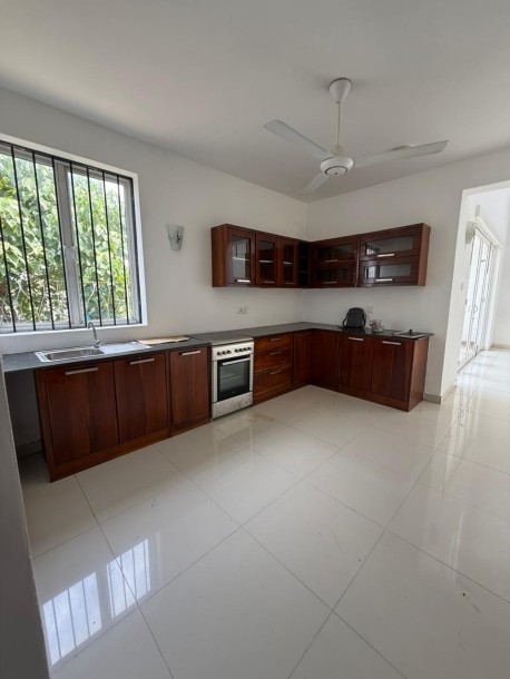 Modern 5 bedroom House for Sale – Werahara-6