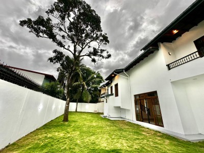 Lake Front House For Sale Attidiya