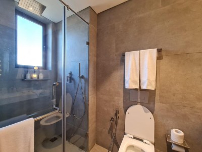 Fully furnished Apartment for SALE at Crystal Sands, Rathgama-4