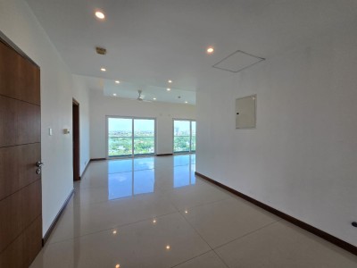🏙️ Spacious 5-Bedroom Apartment for Sale in Rajagiriya | LKR 210 Million (Negotiable)-4