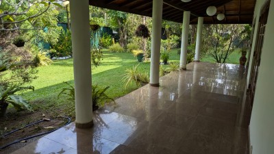 Tranquil Villa for rent in Kelaniya