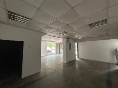 Prime Commerical property for rent facing duplication road-7