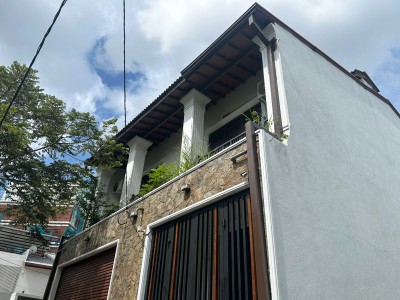 🏡 Fully Furnished Luxury House for Rent – Madiwela, Kotte (Near Monarch Imperial)