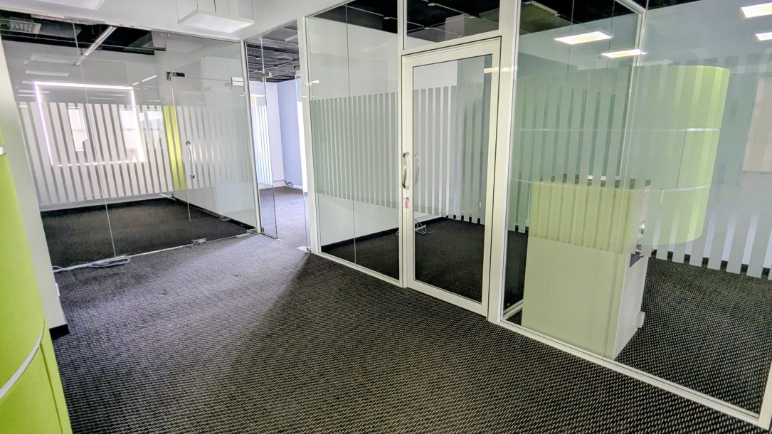 A Grade Building for Rent  in Colombo 09-5