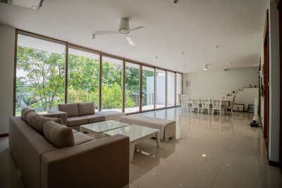 Prestigious 4 Bedroom House in Colombo 06 with bare land | LKR 335 Million-10