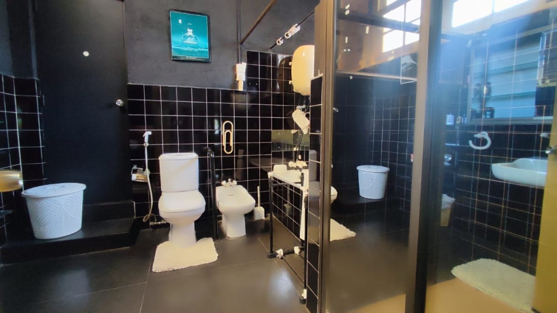 House with large garden for Rent at Colombo 6, pamankada-4