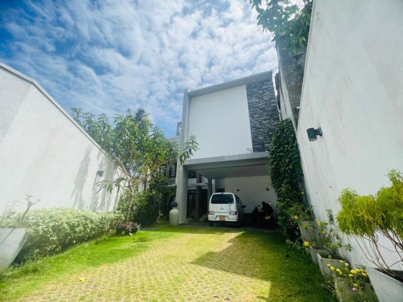 Modern House for sale in Panadura-13