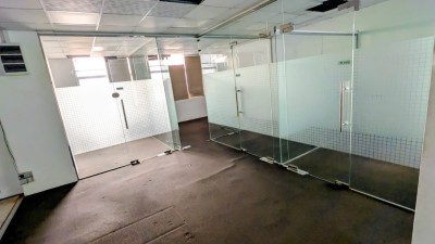 Finest Commercial Building for Sale in Col 08-4