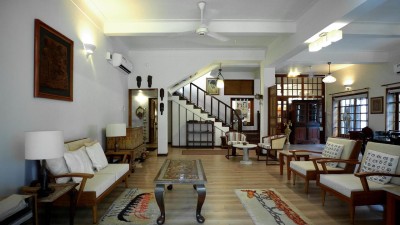 Luxury 4-Bedroom House for Rent in Colombo 05 | USD 3,000 per month-2