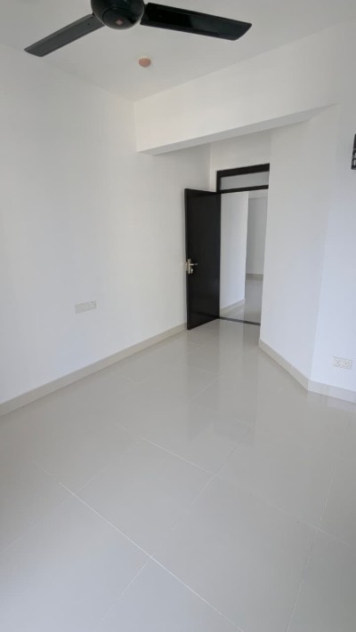 Unfurnished Apartment for *Rent Viyathpura Kalalgoda-7