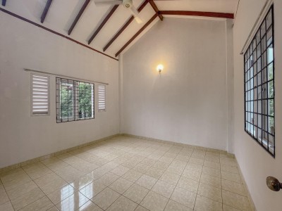 House located in a peaceful neighbourhood for sale in Gorakapitiya, Piliyandala | 24.9 million-4
