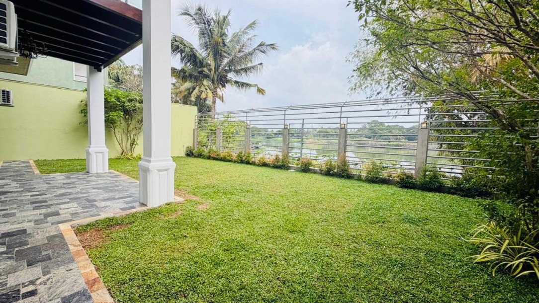 Lake view Three stories Luxurious house For Sale-12